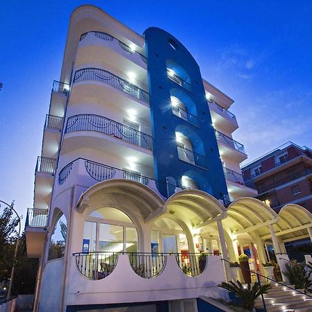 Hotel Ambassador Grottammare Luaran gambar