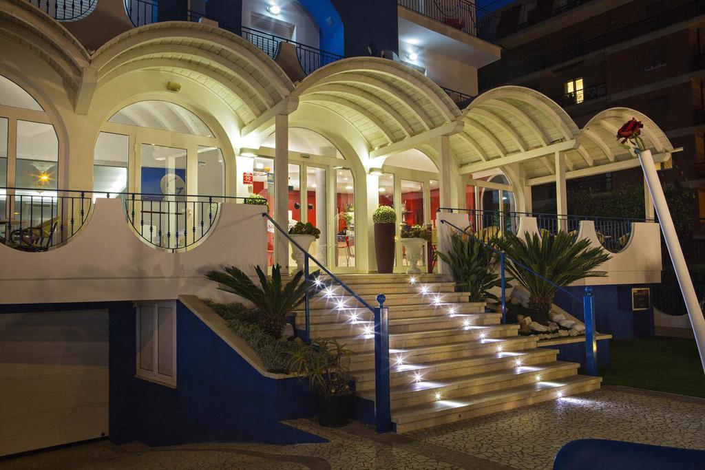 Hotel Ambassador Grottammare Luaran gambar